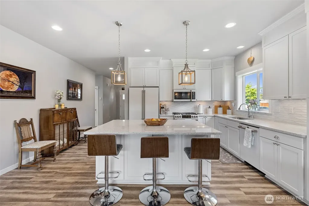 1720 River Walk Lane Burlington WA 98233