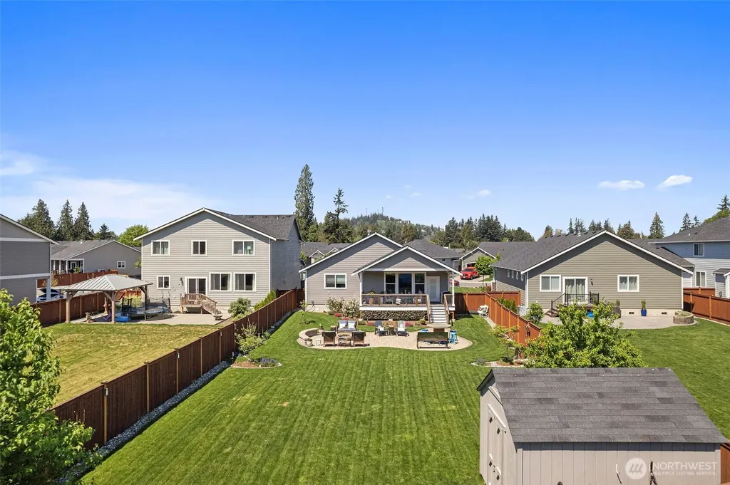 1720 River Walk Lane Burlington WA 98233