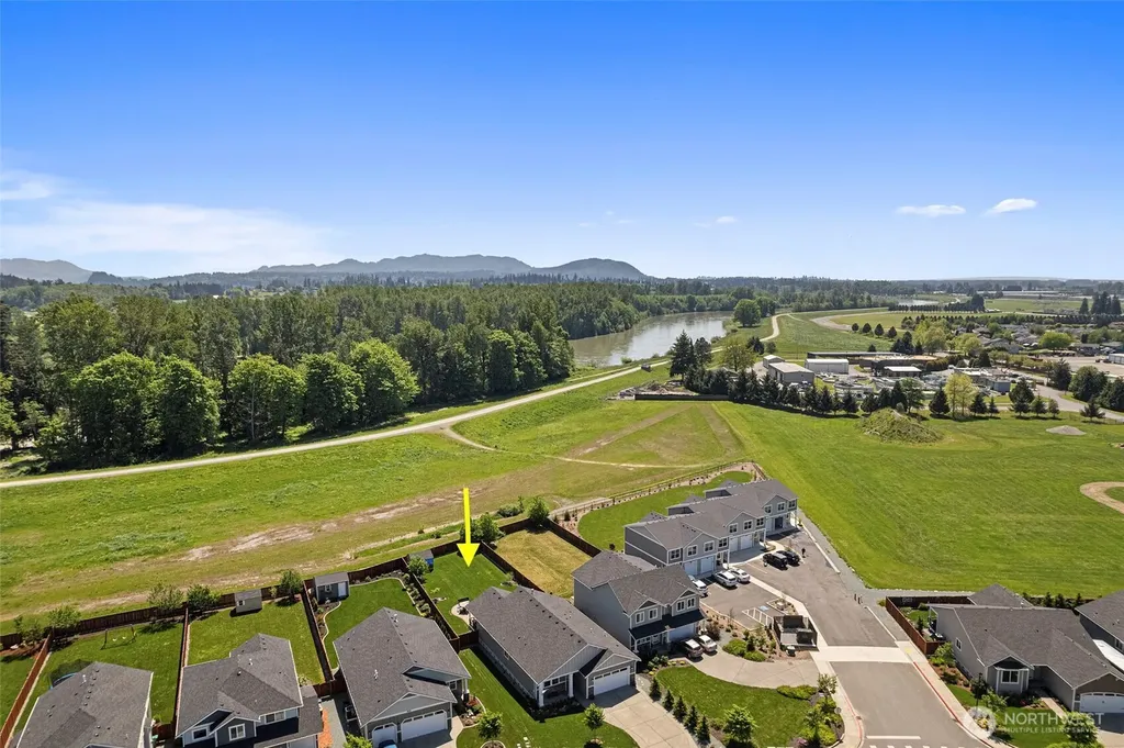 1720 River Walk Lane Burlington WA 98233