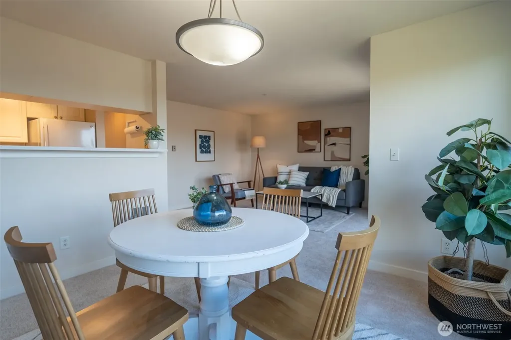 10744 Greenwood Avenue N Seattle WA 98133