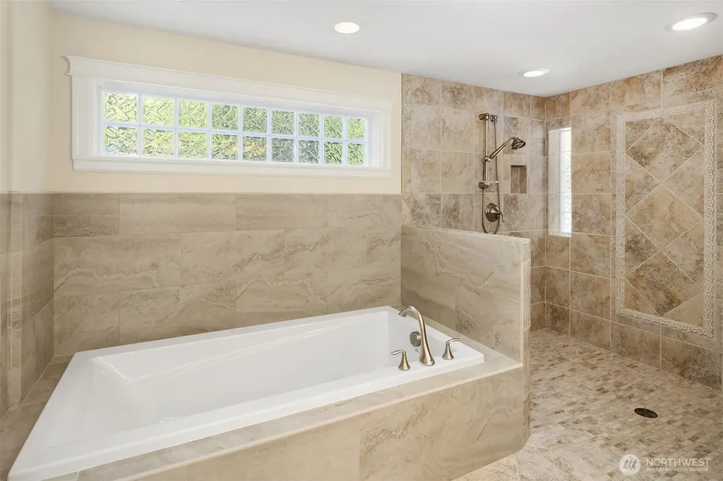 10710 NE 190th Street Bothell WA 98011
