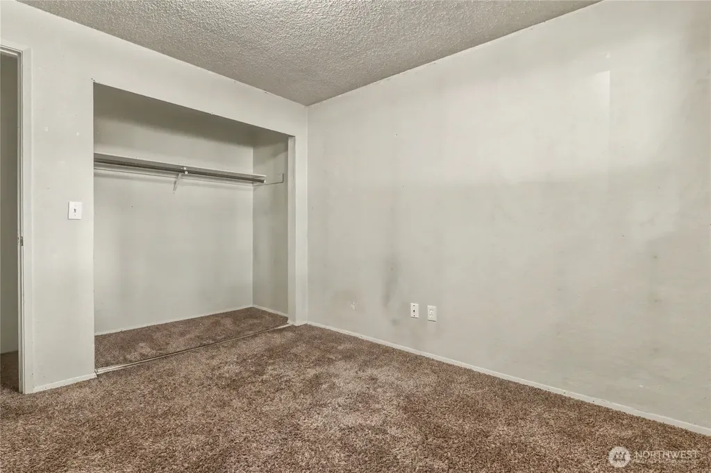 7913 4th Street SE Lacey WA 98503