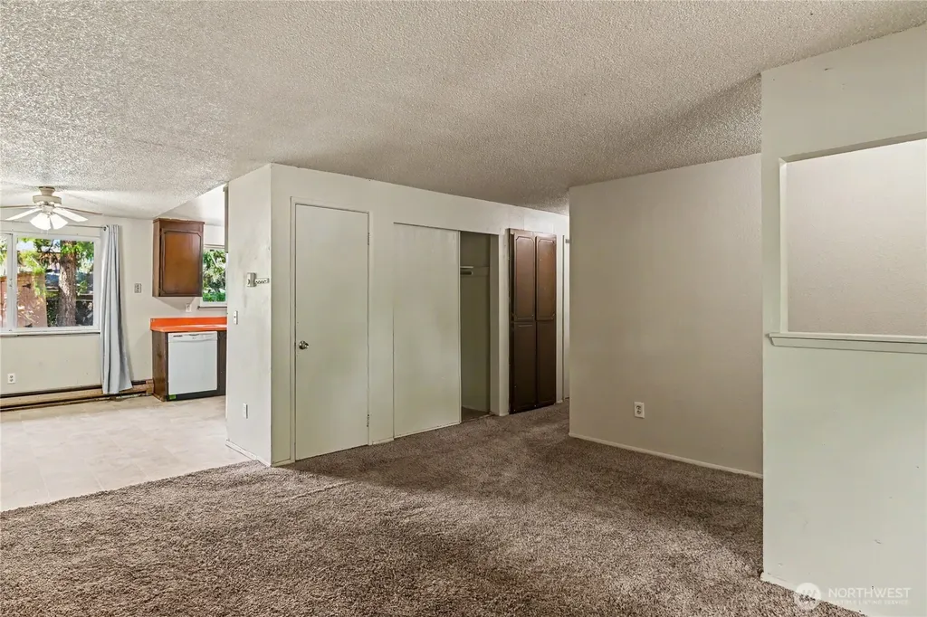 7913 4th Street SE Lacey WA 98503