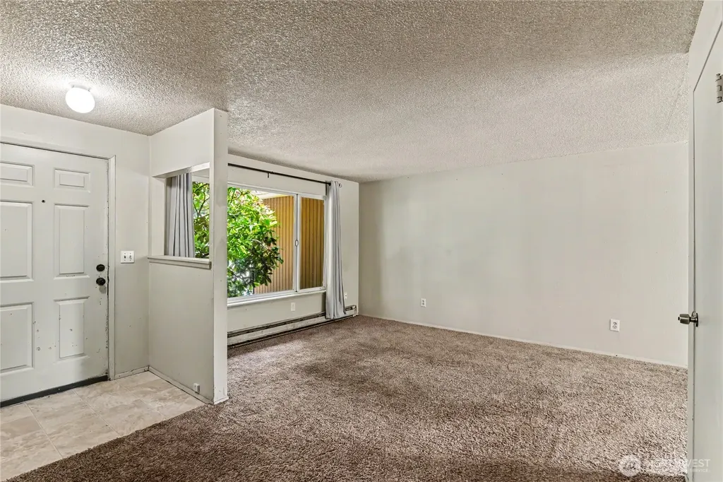 7913 4th Street SE Lacey WA 98503