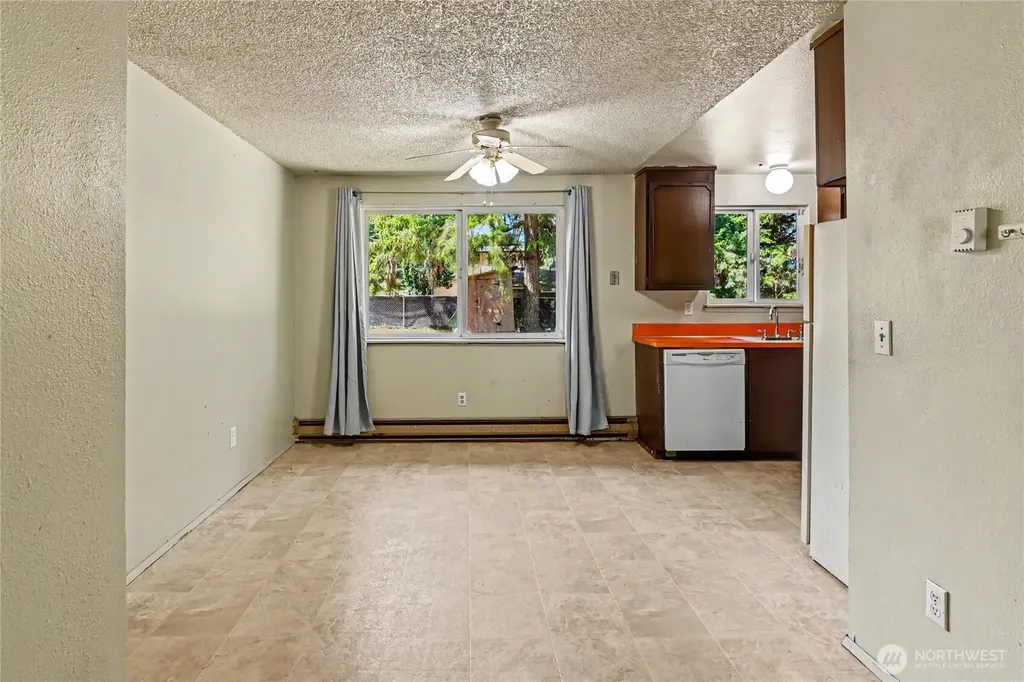 7913 4th Street SE Lacey WA 98503