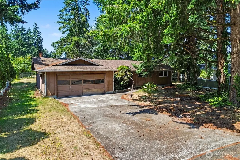 7913 4th Street SE Lacey WA 98503