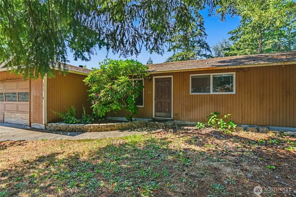 7913 4th Street SE Lacey WA 98503
