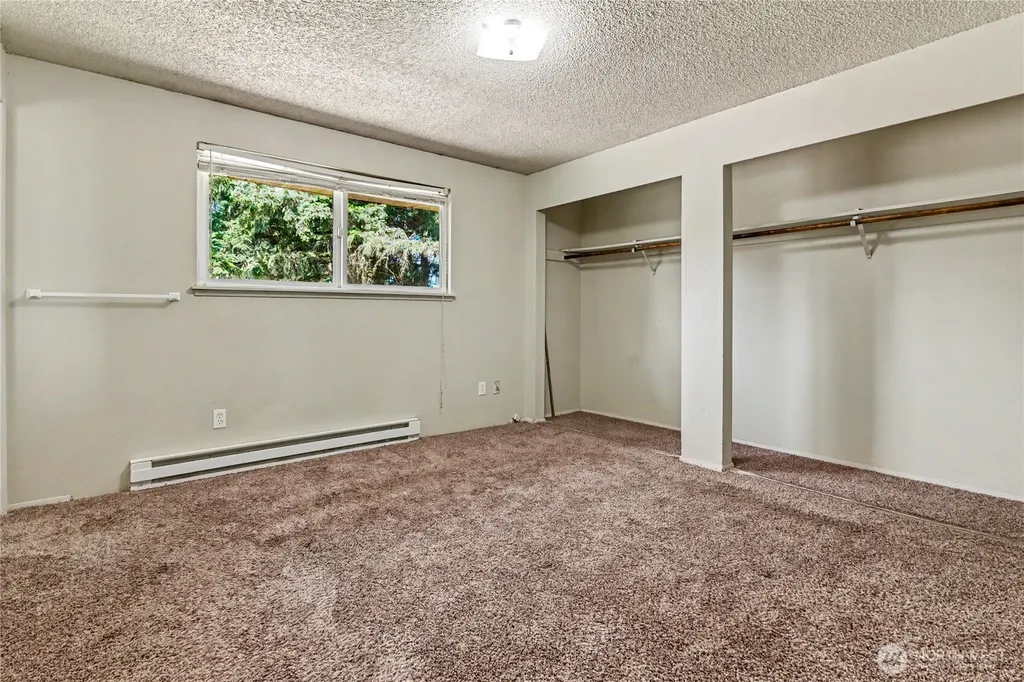 7913 4th Street SE Lacey WA 98503