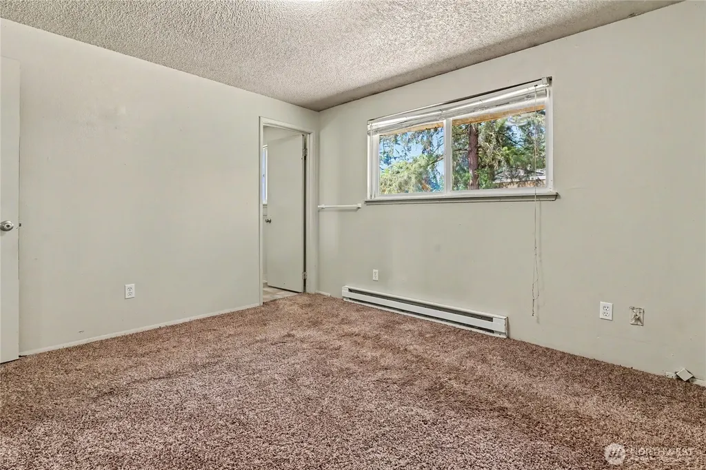 7913 4th Street SE Lacey WA 98503
