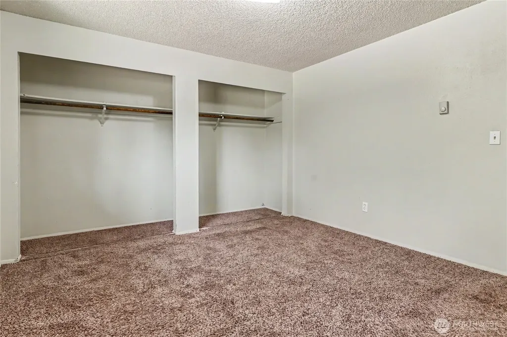 7913 4th Street SE Lacey WA 98503