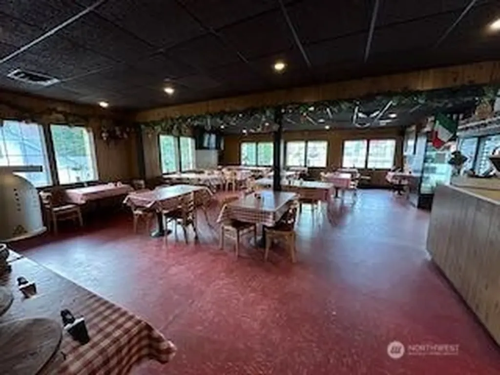4908 Kitsap Way Bremerton WA 98312