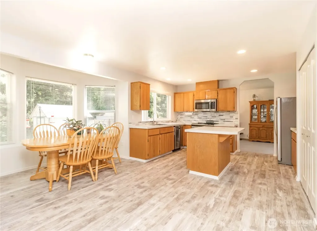 19405 88th Avenue E Spanaway WA 98387