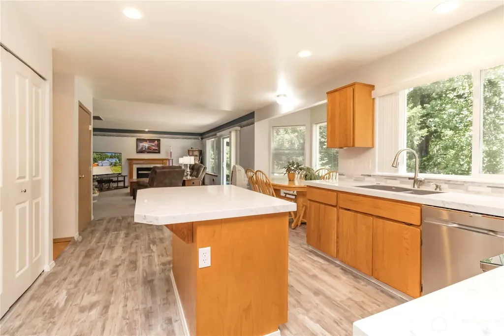 19405 88th Avenue E Spanaway WA 98387