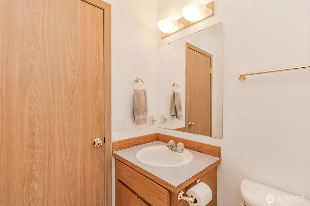 19405 88th Avenue E Spanaway WA 98387