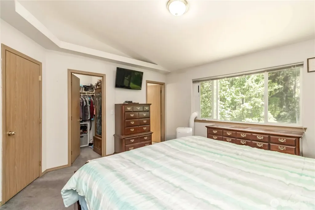19405 88th Avenue E Spanaway WA 98387