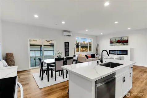 629 107th Place SW Everett WA 98204