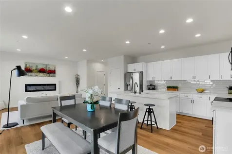 629 107th Place SW Everett WA 98204