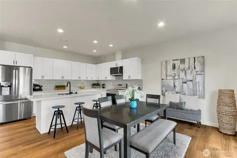 629 107th Place SW Everett WA 98204