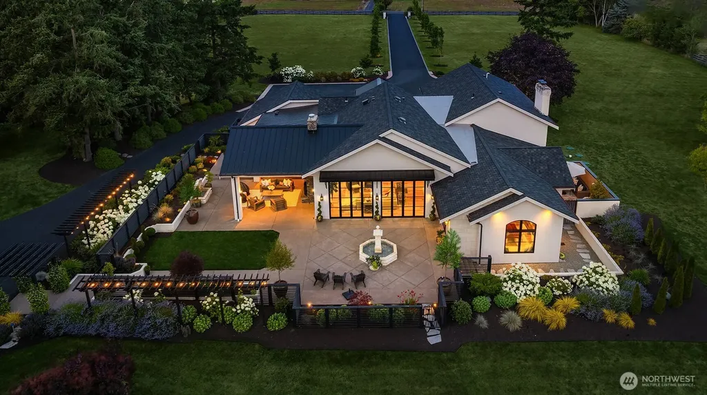 943 N Good Road Camano Island WA 98282