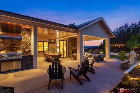 943 N Good Road Camano Island WA 98282