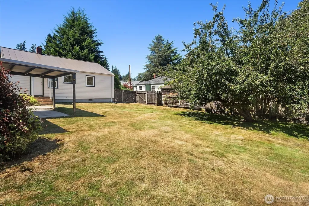 5303 College Avenue Everett WA 98203
