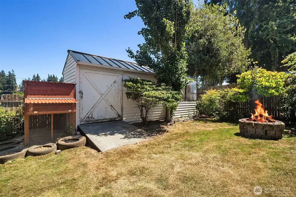 5303 College Avenue Everett WA 98203