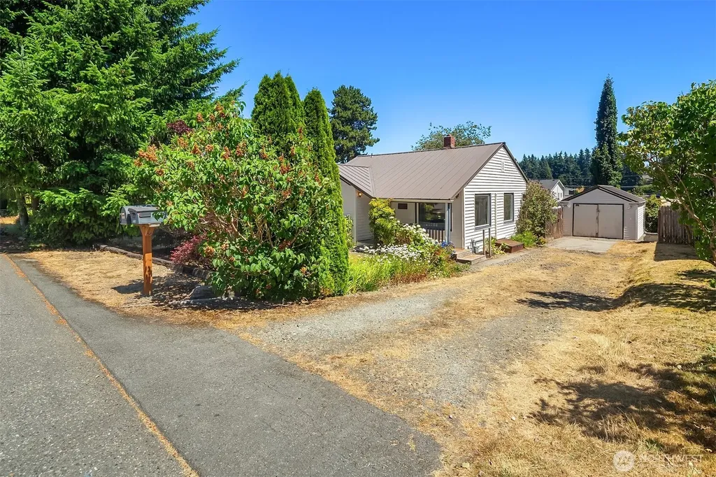 5303 College Avenue Everett WA 98203