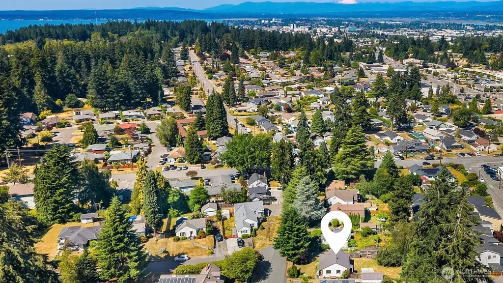 5303 College Avenue Everett WA 98203