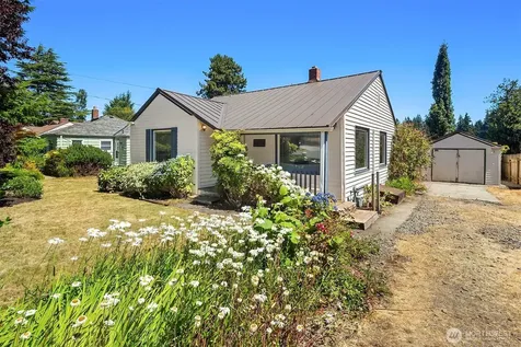 5303 College Avenue Everett WA 98203