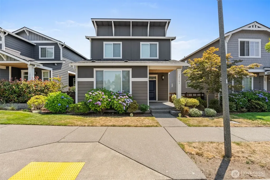 12103 SE 292nd Way Auburn WA 98092