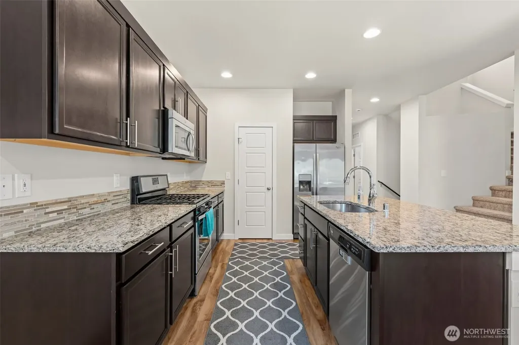 12103 SE 292nd Way Auburn WA 98092