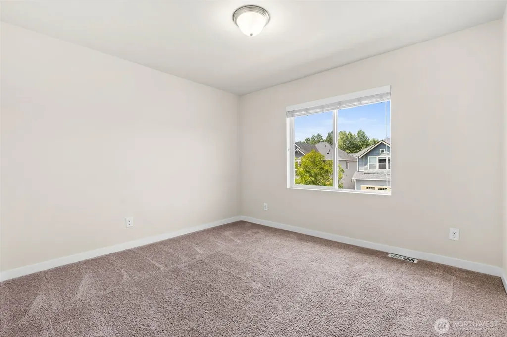 12103 SE 292nd Way Auburn WA 98092