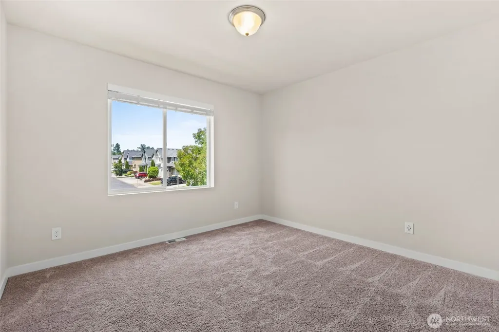 12103 SE 292nd Way Auburn WA 98092