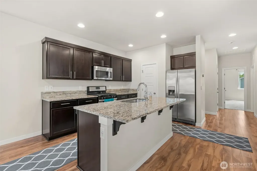 12103 SE 292nd Way Auburn WA 98092