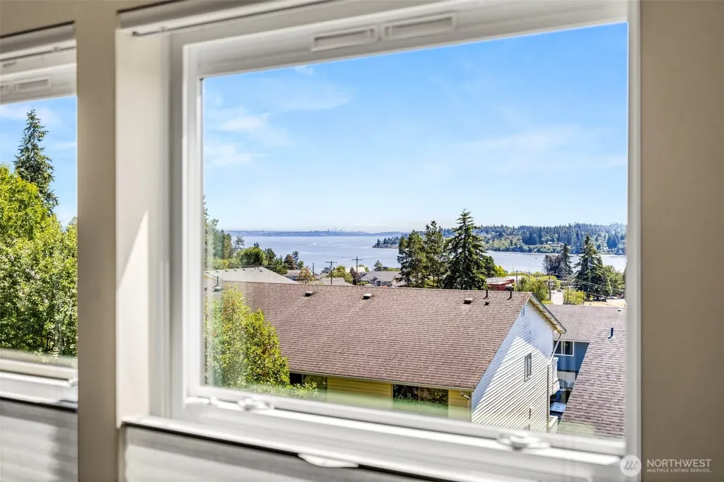 26459 NE Fireball Way Kingston WA 98346