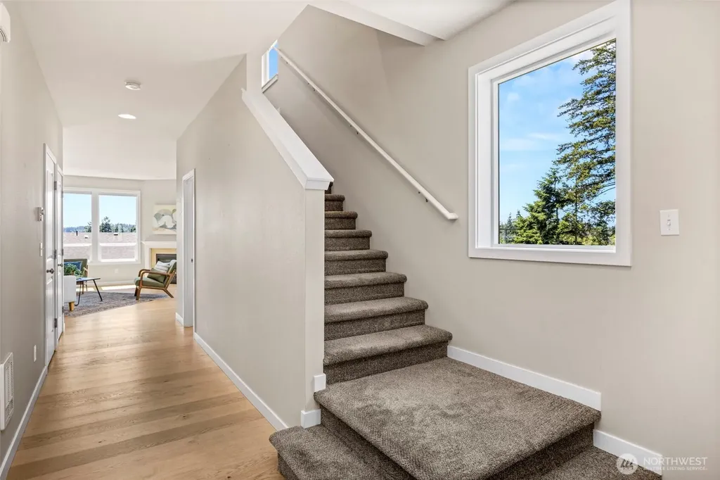 26459 NE Fireball Way Kingston WA 98346