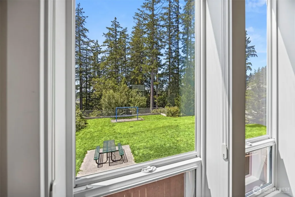 26459 NE Fireball Way Kingston WA 98346