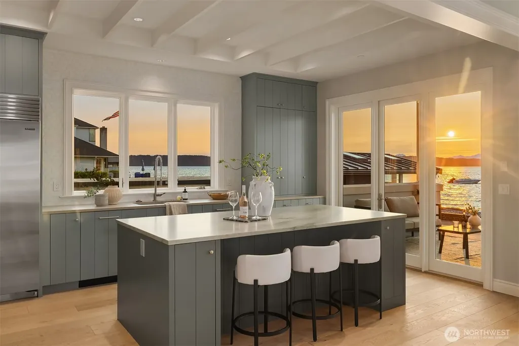 7 Three Tree Point Lane Burien WA 98166