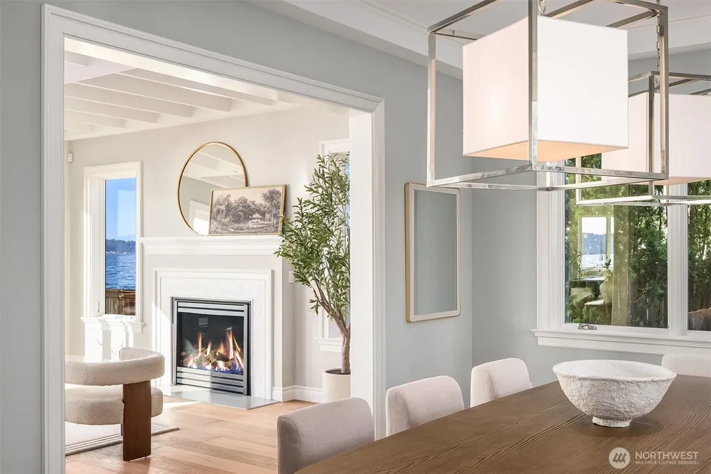 7 Three Tree Point Lane Burien WA 98166