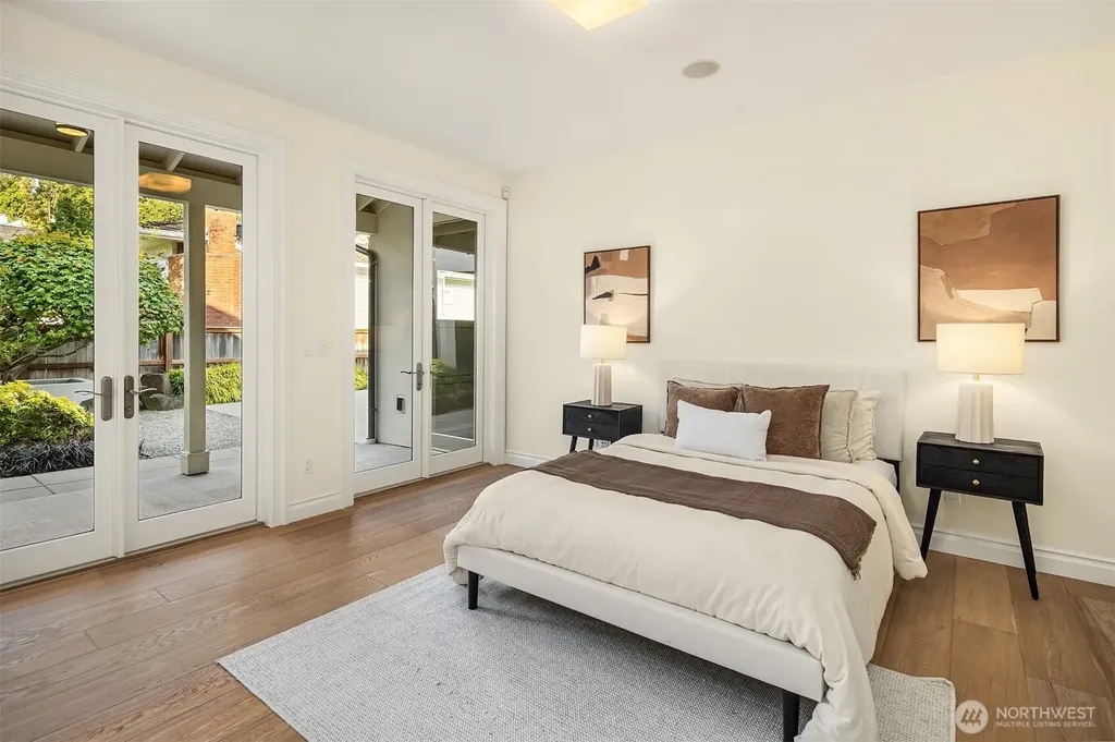 7 Three Tree Point Lane Burien WA 98166