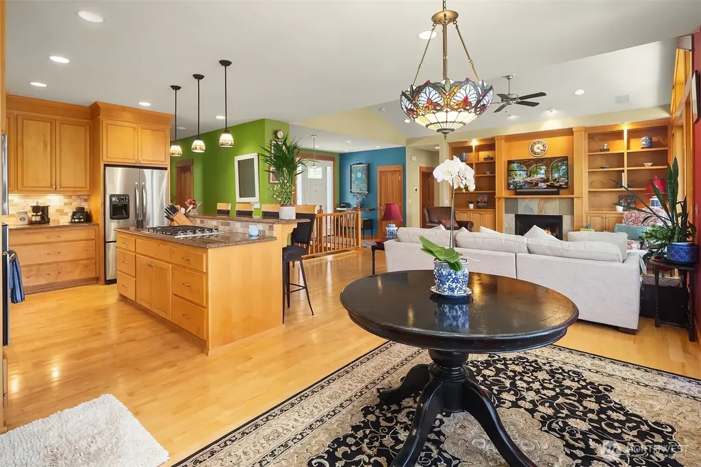 299 Lochwood Drive Camano Island WA 98282