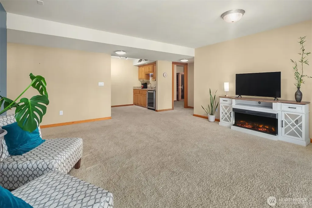 299 Lochwood Drive Camano Island WA 98282