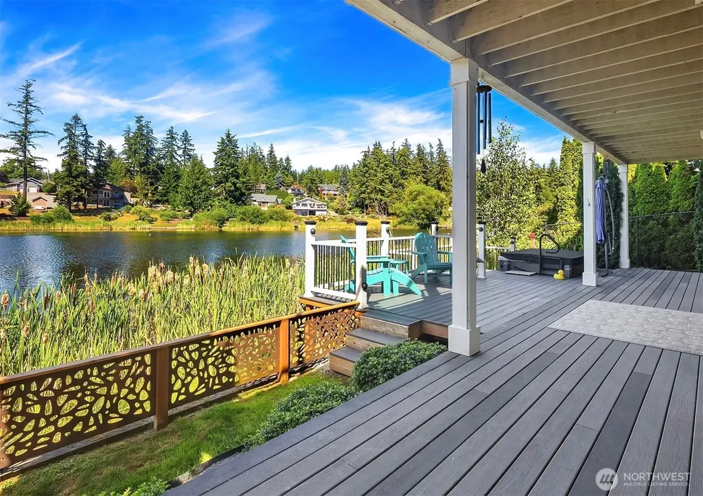 299 Lochwood Drive Camano Island WA 98282