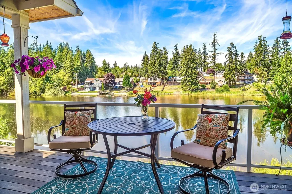 299 Lochwood Drive Camano Island WA 98282