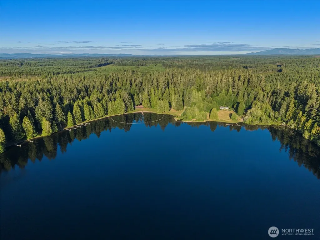 1052 E Mason Lake Drive W Grapeview WA 98546