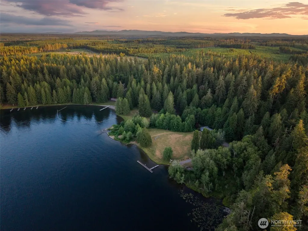 1052 E Mason Lake Drive W Grapeview WA 98546