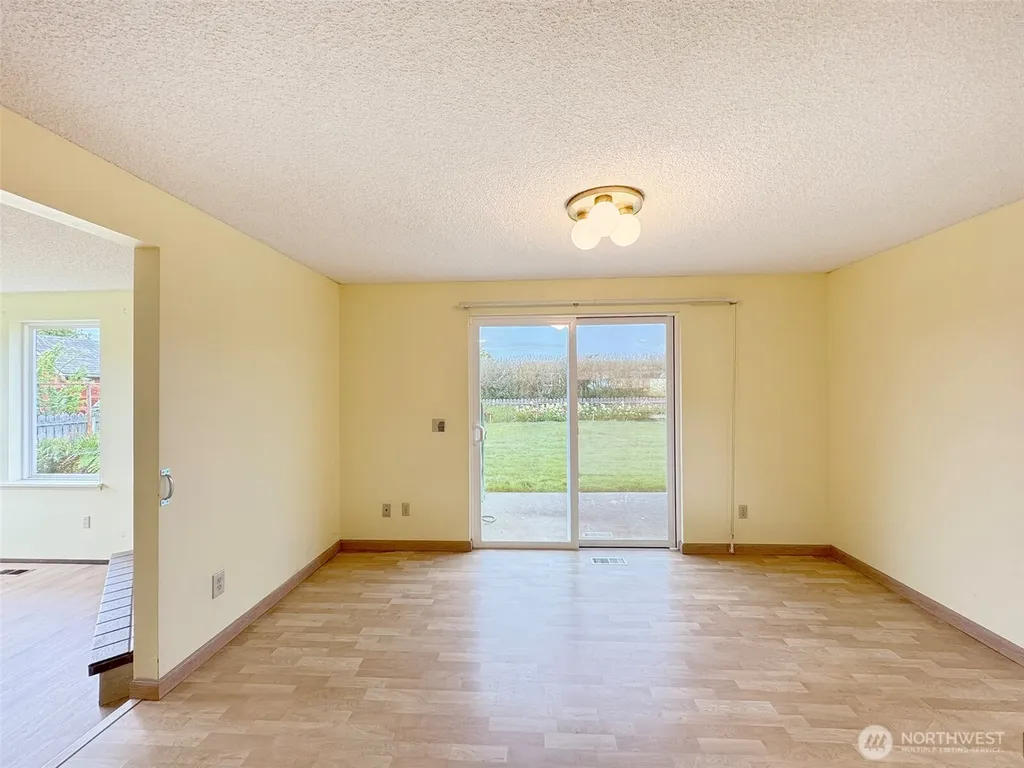 41 Mclaughlin Road Sequim WA 98382