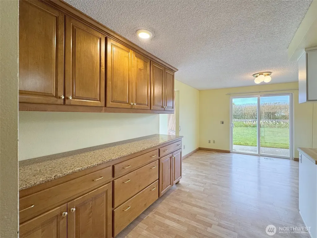 41 Mclaughlin Road Sequim WA 98382