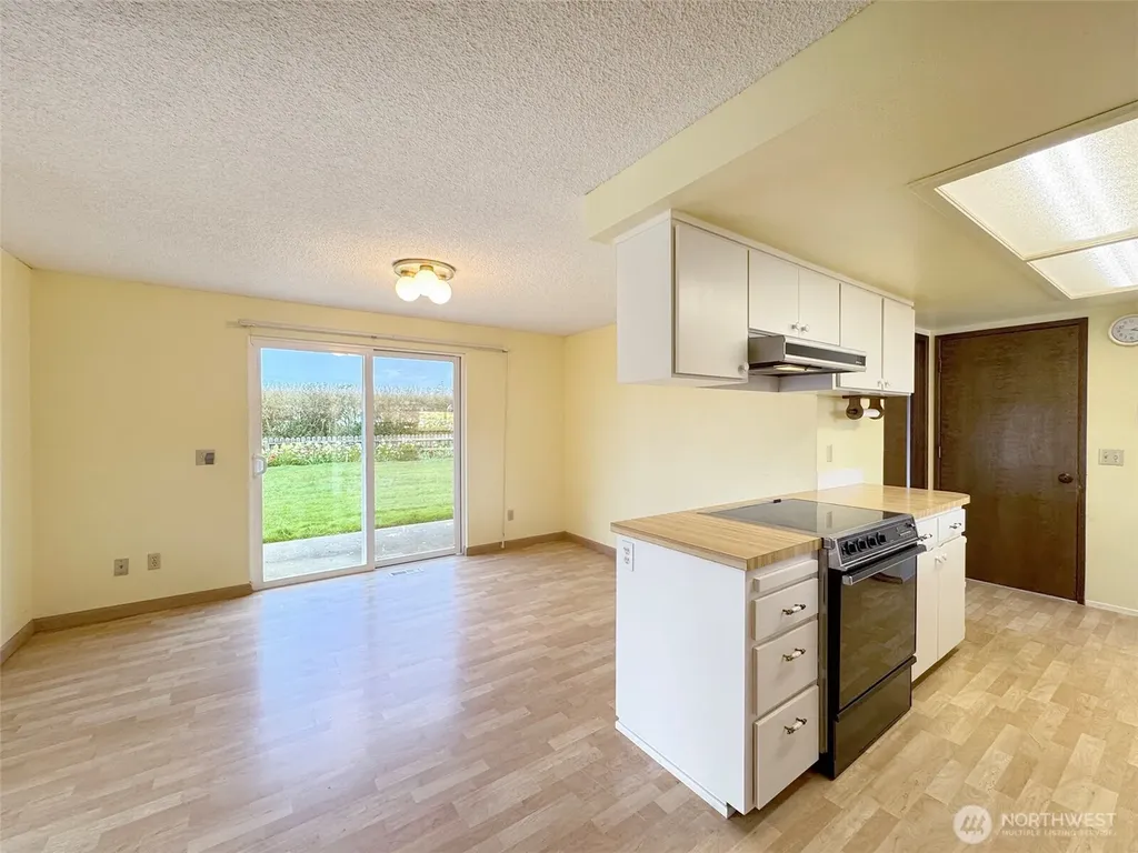 41 Mclaughlin Road Sequim WA 98382
