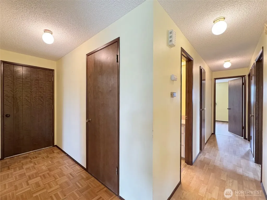 41 Mclaughlin Road Sequim WA 98382